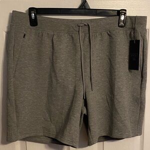 VRST Men's Athletic Shorts in Gray NWT